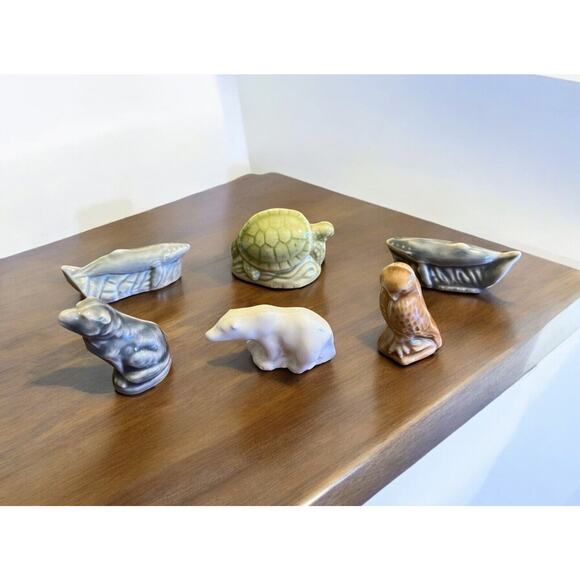 Lot of 6 Endangered Animals Series 4 Vintage Red Rose Tea Wade Ceramic Figurines - Picture 1 of 7